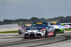 SRO_Sebring_0518_120008_99610_FH-Custom
